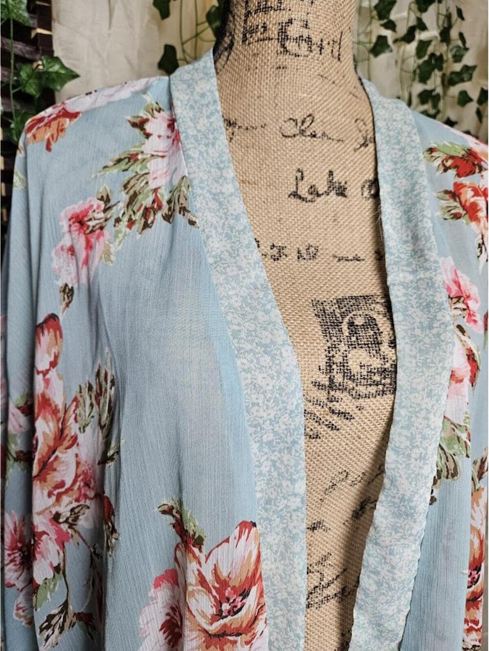 Band of Gypsies Blue Floral Kimono Boho Cottagecore Fairycore Sheer Cardigan - Picture 2 of 4